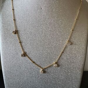 Gold chain necklace